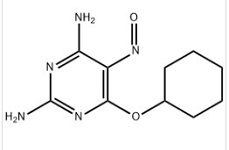 2,4-Pyrimidinediamine, 6-(cyclohexyloxy)-5-nitroso/1104608-06-1